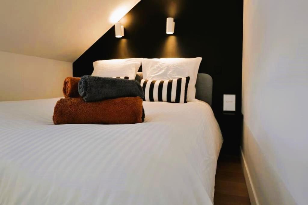 Appartement Cloitre De La Barge - Le Pimpant - 2 Min Centre & Cathedrale - 4 Couchages Amiens